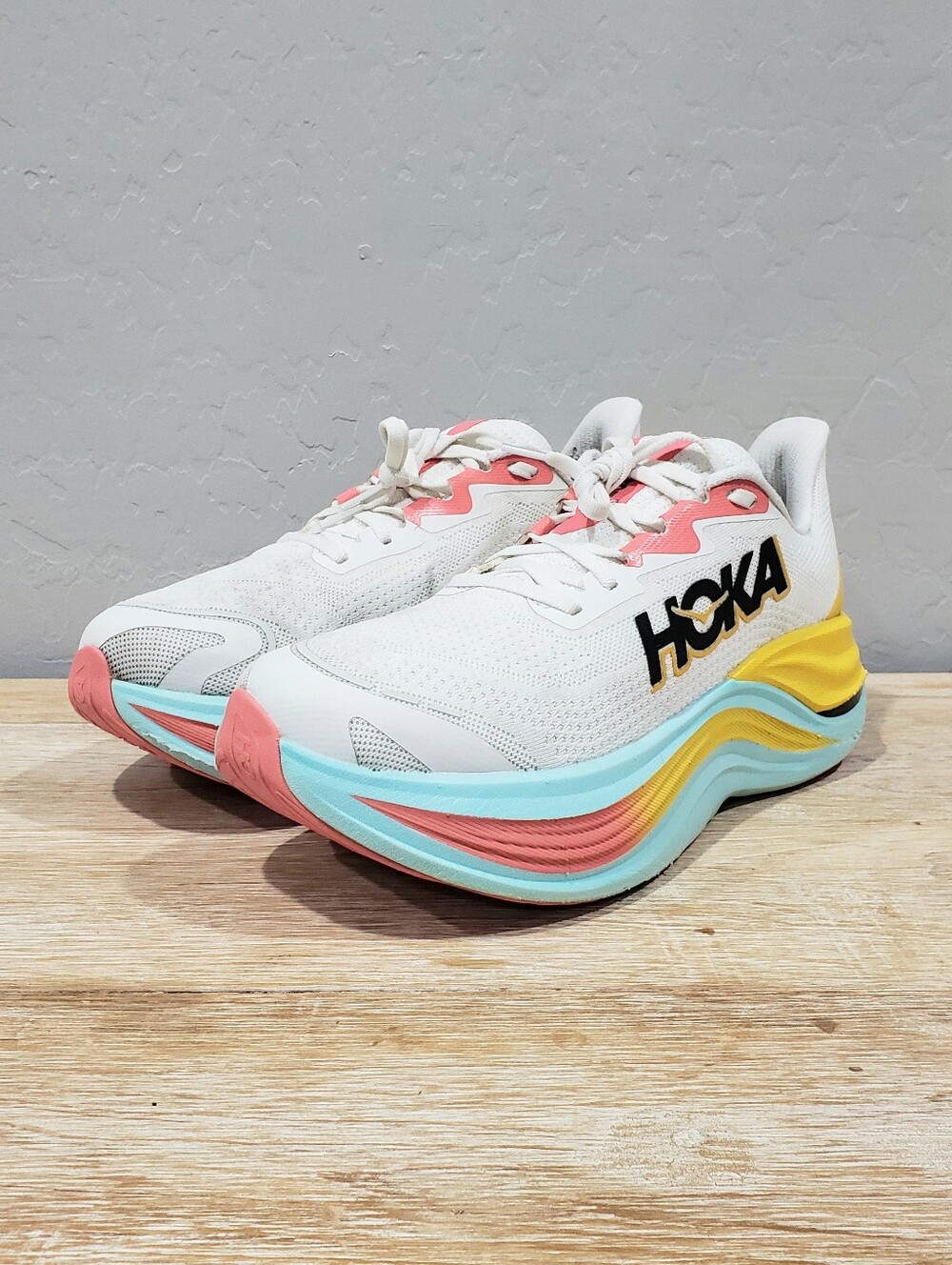 HOKA ONE ONE Women's Skyward X Running Shoes (10B) White/Pink/Yellow